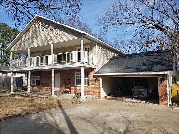3rd image of 510 Clark Ave