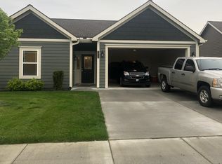 1665 Davis Cir, Eudora, KS 66025