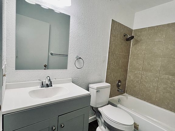 3rd image of 827 Big Sky Dr