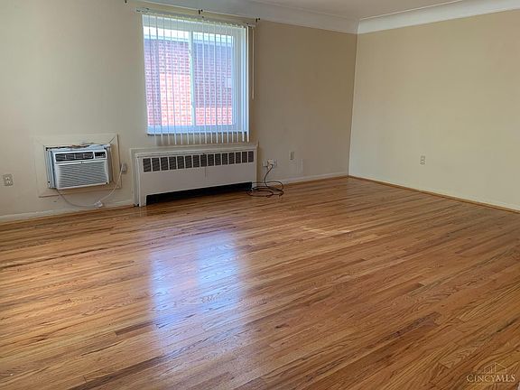 2nd image of 2511 Vera Ave