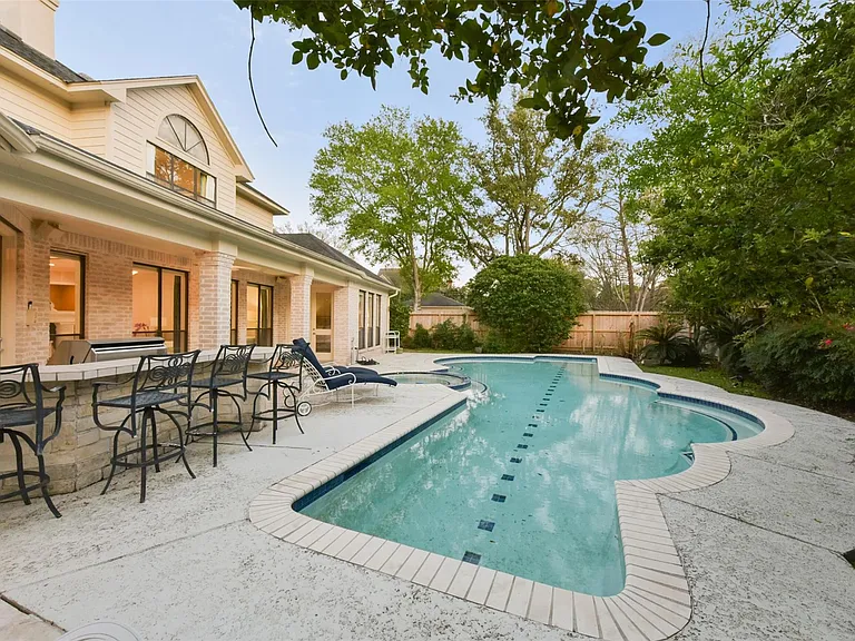 14810 Tumbling Falls Ct — Photo 17