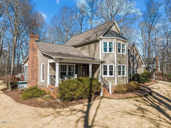 3rd image of 2308 Wyngate Dr