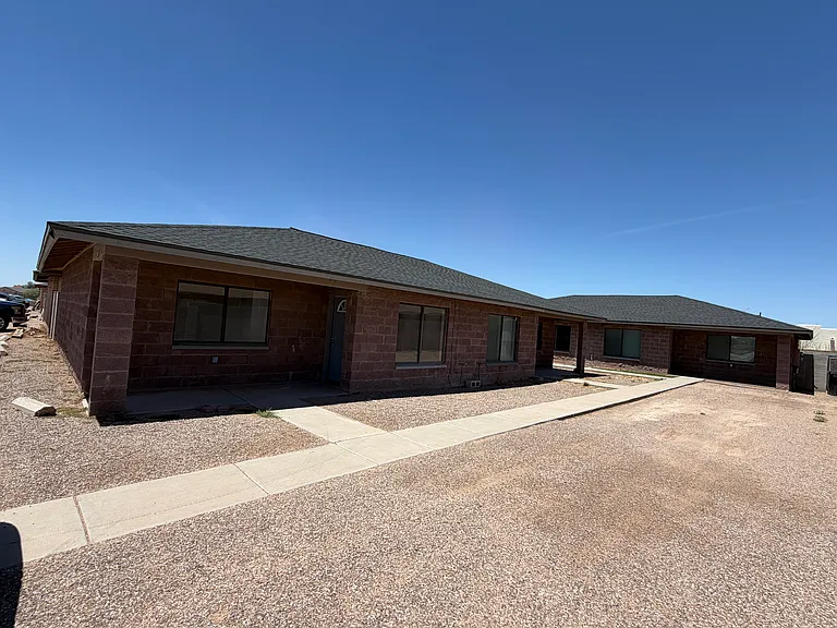 9900 W Lynx Dr #B — Photo 4