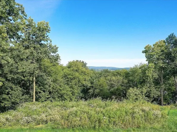 L8 Lake View Drive #8, Lodi, WI 53555