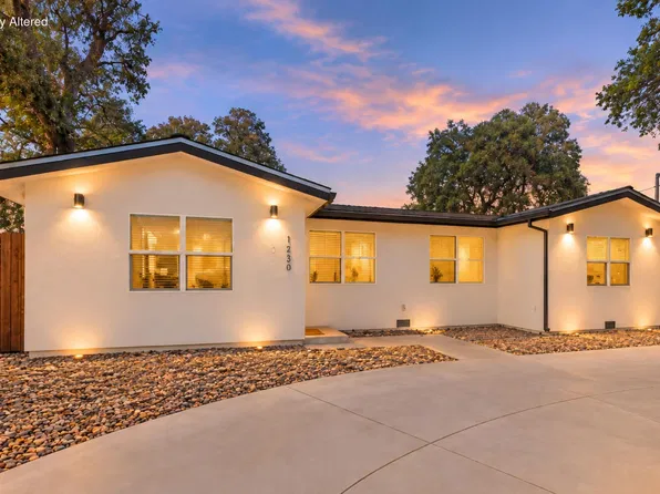 1230 Arizona St, Redding, CA 96002
