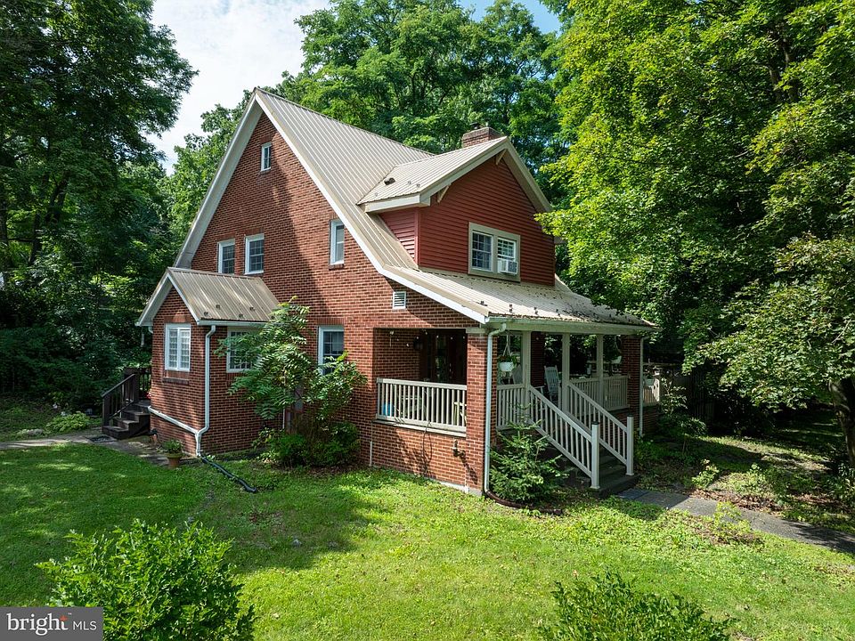 1st image of 244 Pine Grove Rd