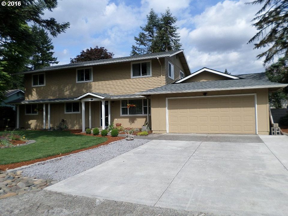 1st image of 411 NE 120th Ave
