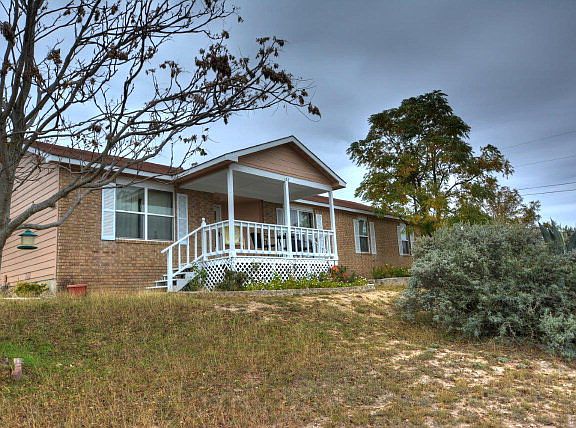 2nd image of 123 Whisper Valley Ln