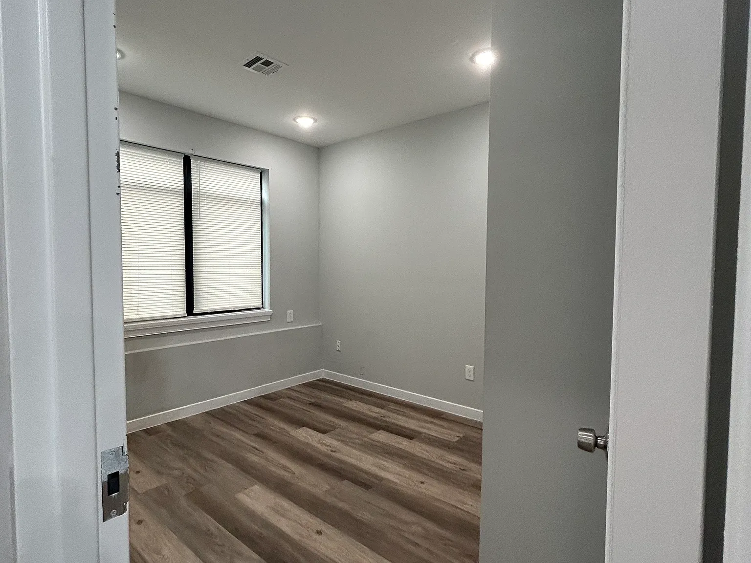1 bed, $1,800 — Photo 4