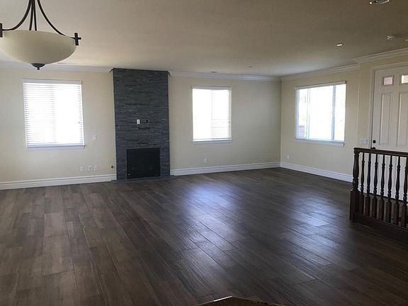 2nd image of 2143 Jackam Way