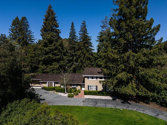 2nd image of 398 Greenoaks Dr