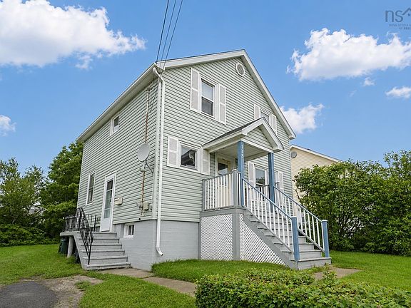 2nd image of 173 Cabot St