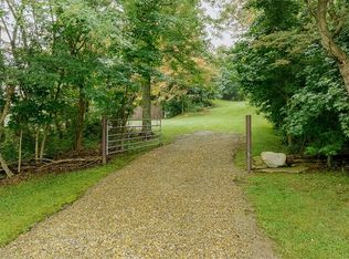 46701 Stumptown Rd, Cadiz, OH 43907