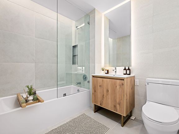 5th image of 265 Lorimer St #553