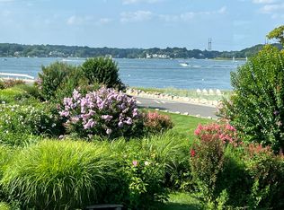 4 Spriteview Ave, Westport, CT 06880