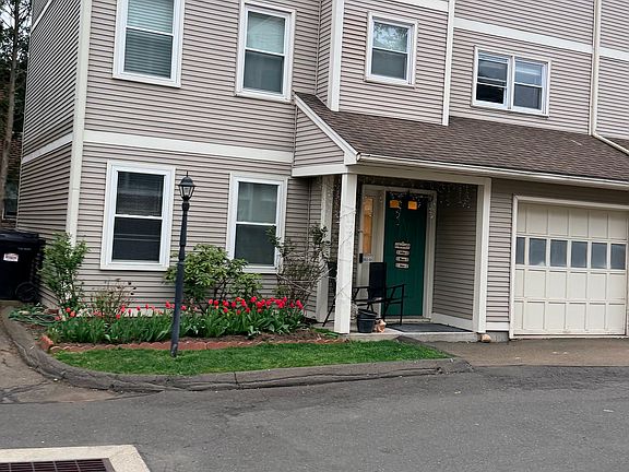 2nd image of 1002 Whalley Ave APT D