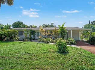1564 Ixora Dr, North Fort Myers, FL 33917