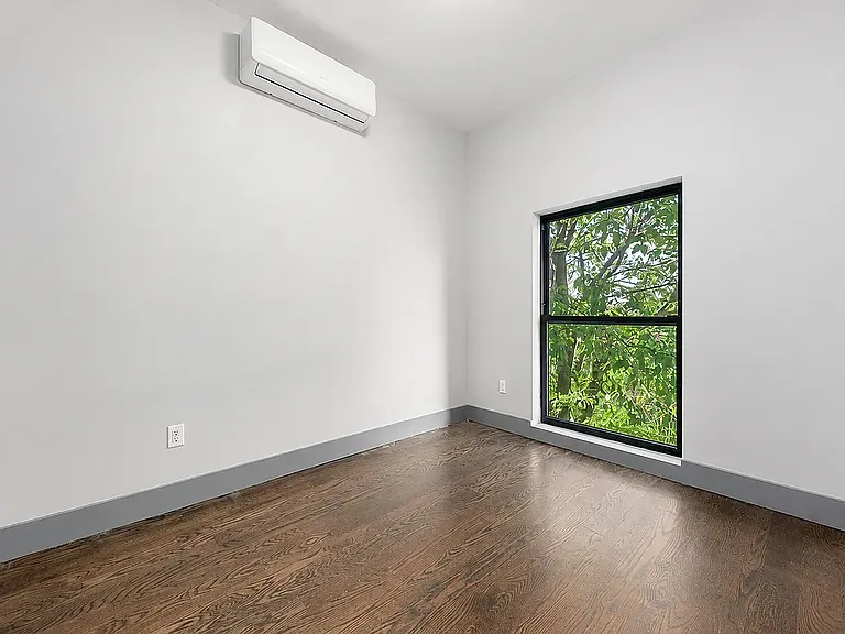 1277 Putnam Ave #2-H — Photo 7