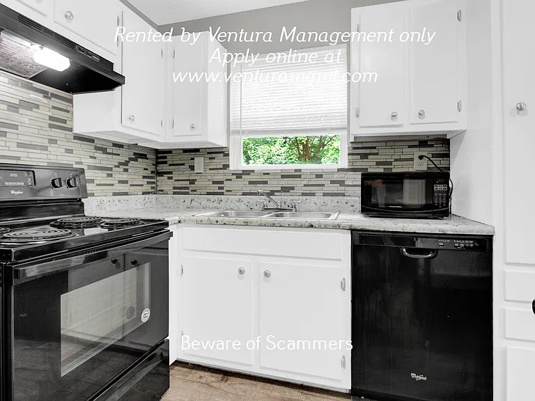 7291 Ashton Ct #A — Photo 12