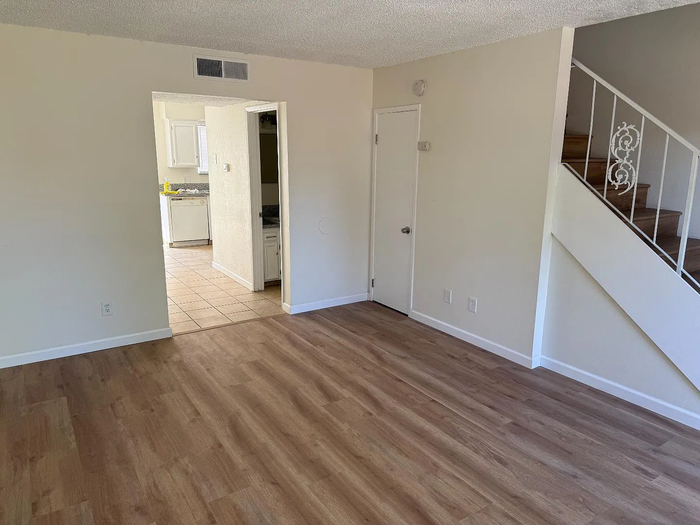 3318 E Sierra Madre Ave — Photo 2