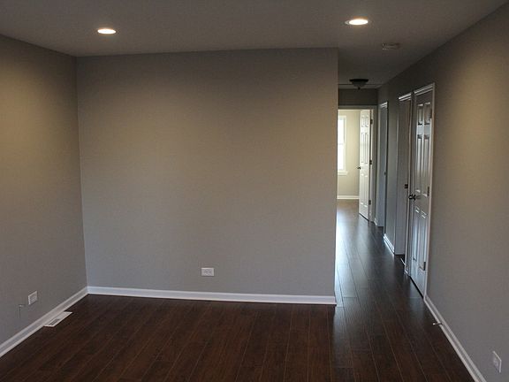 4th image of 1508 Elm Ave