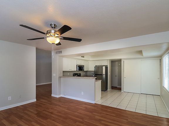 5th image of 1224 E Angela Dr