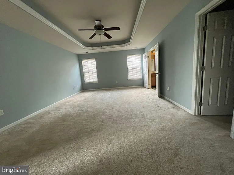 4511 Nightingale Ct — Photo 10