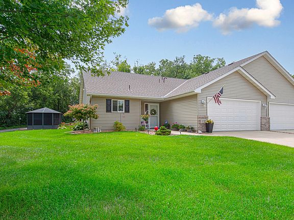 2nd image of 1715 Crystal Ln