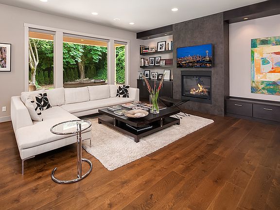 4th image of 10235 NE 20th Pl