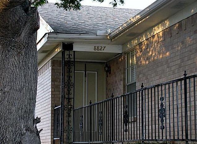 1st image of 8827 Sandcastle Ct