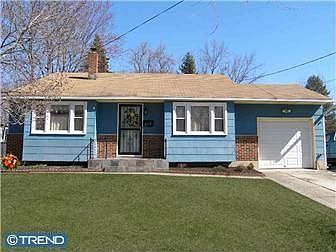 Home for Sale in LINDENWOLD, NJ $138,000