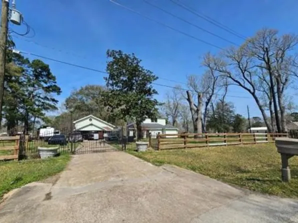 326 Spanish Cove Dr, Crosby, TX 77532