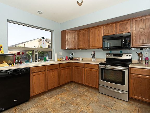 kitchen pic 1