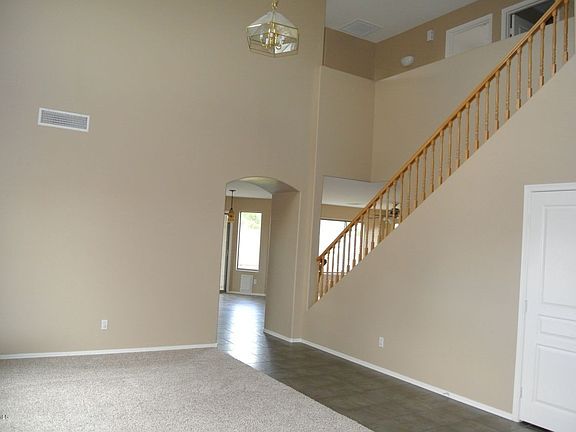 3rd image of 10638 W La Reata Ave