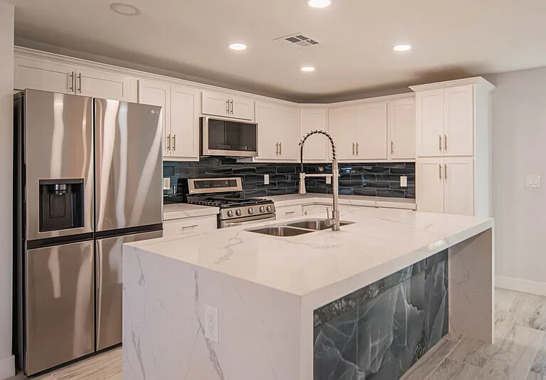 3701 E Ludlow Dr — Photo 10