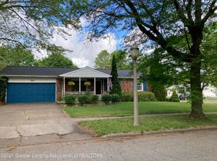 2217 Cogswell Dr, Lansing, MI 48906