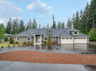29737 SE Sunview Ln, Estacada, OR 97023