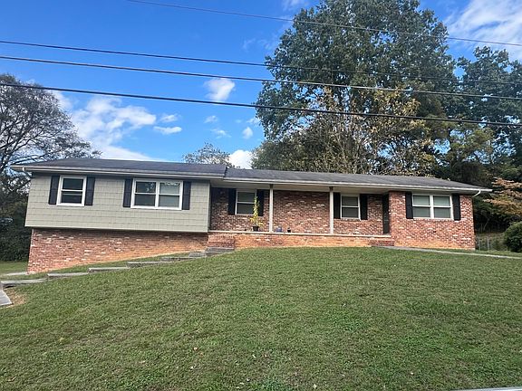 3rd image of 7529 Leemont Dr