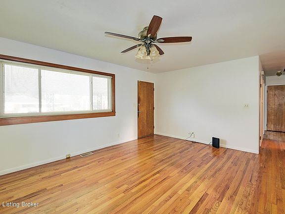 3rd image of 9803 Scrim Ave