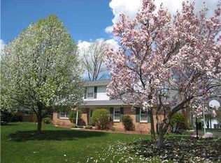 19295 Montrose Dr, South Bend, IN
