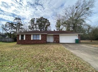 107 Mark Daniel Cres, Ocean Springs, MS 39564
