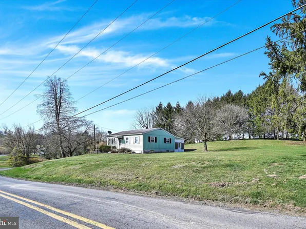 208 Molasses Hill Rd, Bernville, PA 19506