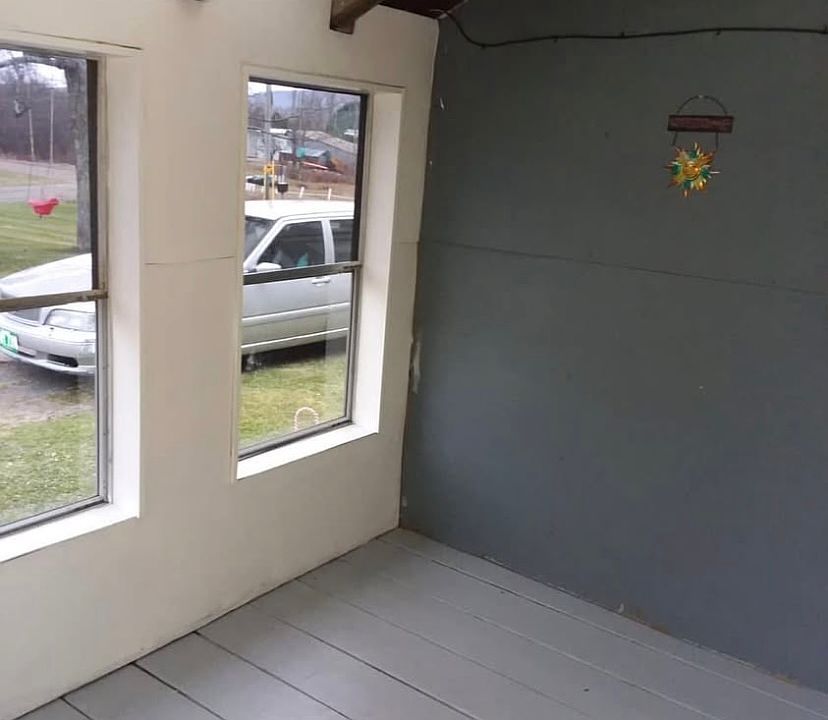 Enclosed porch