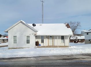 208 W Center St, South Wayne, WI 53587