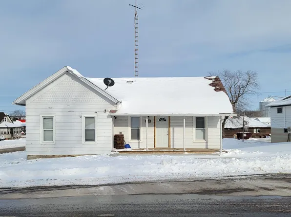208 W Center St, South Wayne, WI 53587