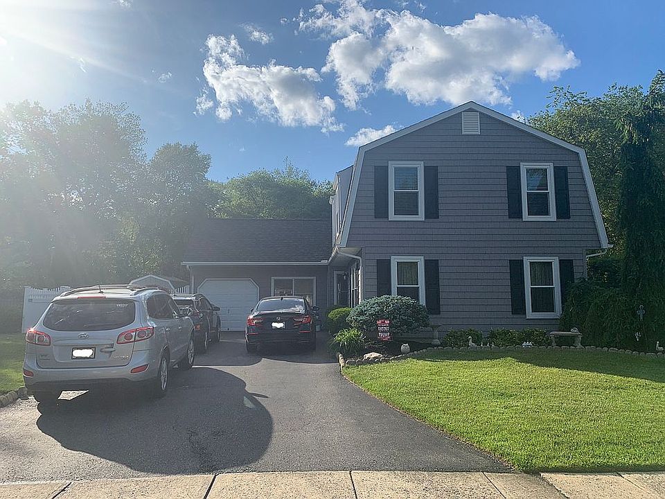 1st image of 819 France Ct