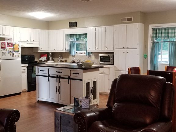 4th image of 101 Fall Creek Dr