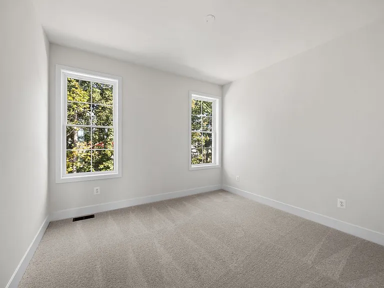 104 Alabaster Ln — Photo 29