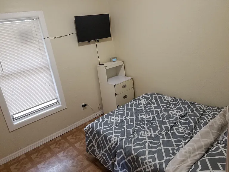 549 San Bernardino St #2 — Photo 1