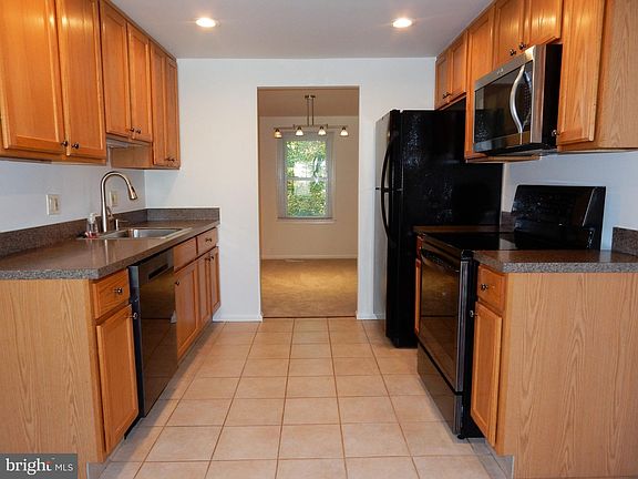 2nd image of 7529 Camp Alger Ave
